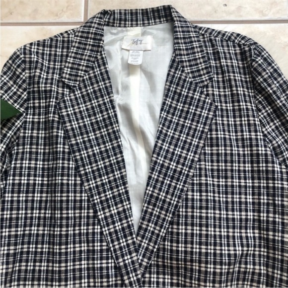 Vintage Plaid Blazer - Picture 4 of 6